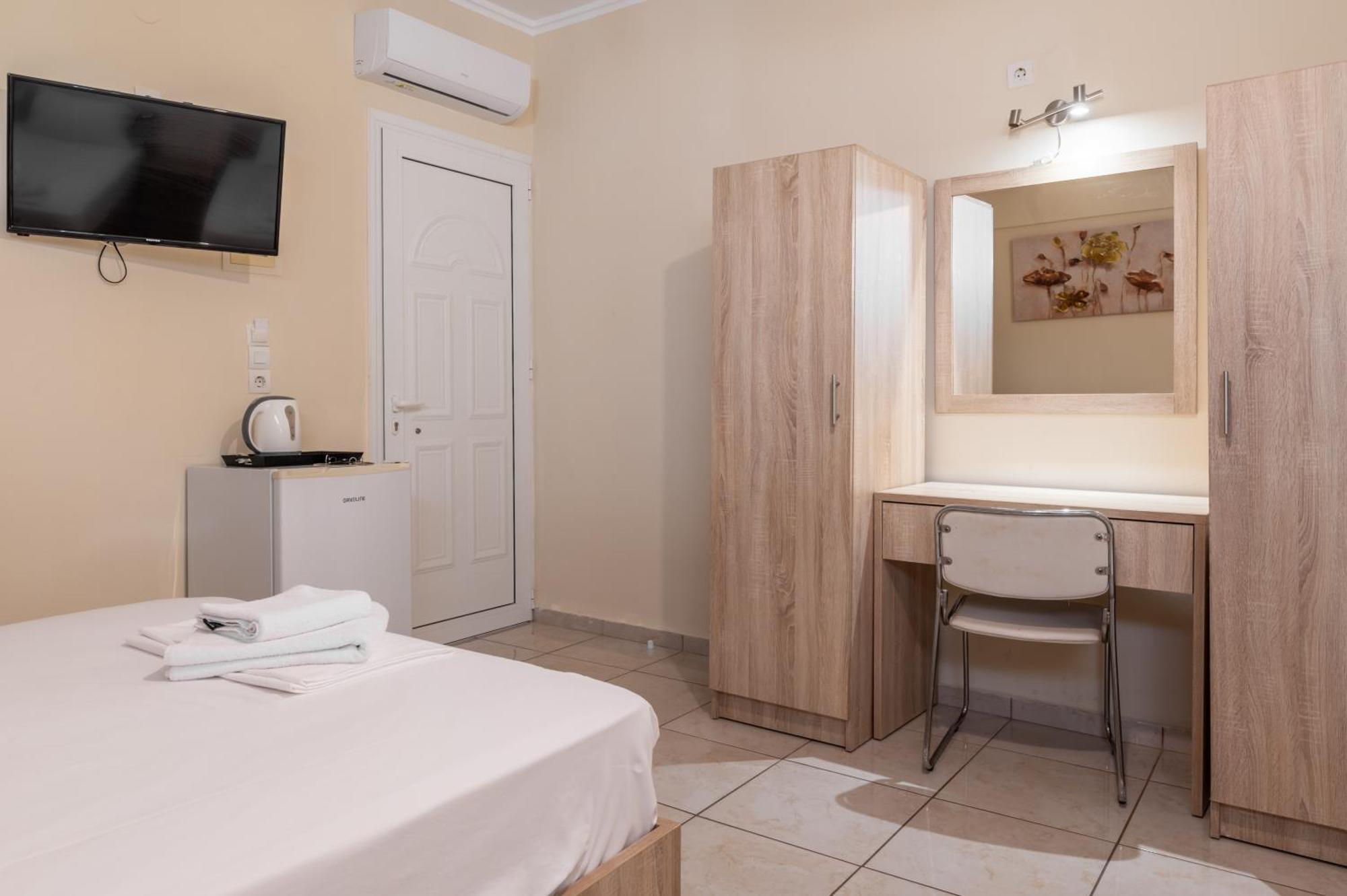 Fontana Luxury Rooms Mytilene Ngoại thất bức ảnh
